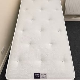 SINGLE *STRESS FREE* MATTRES BY TENDER SLEEP