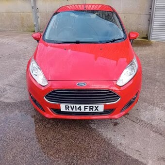 Ford fiesta zetec 1.0 2014