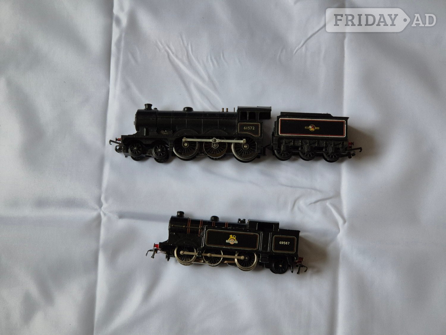Triang0 steam engines in Crawley