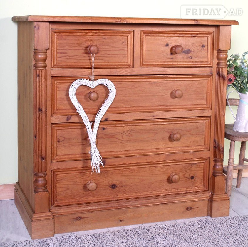 Nationwide Delivery  - Large Antique Style Pine Chest Of Drawers  in Hailsham