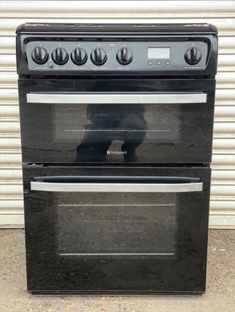Hotpoint gas cooker 60cm fsd 3 months warranty