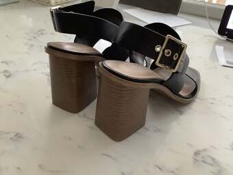 M & S sandals navy 4 1/2