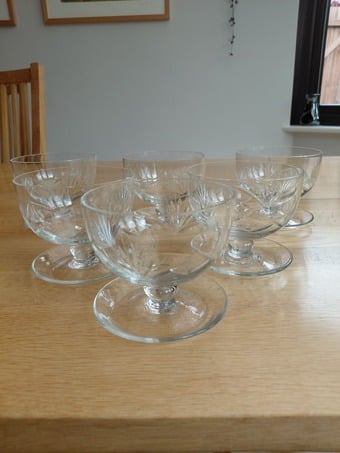 Set of 6 Crystal Cut Glass Sundae Dessert Dishes – Good Condition