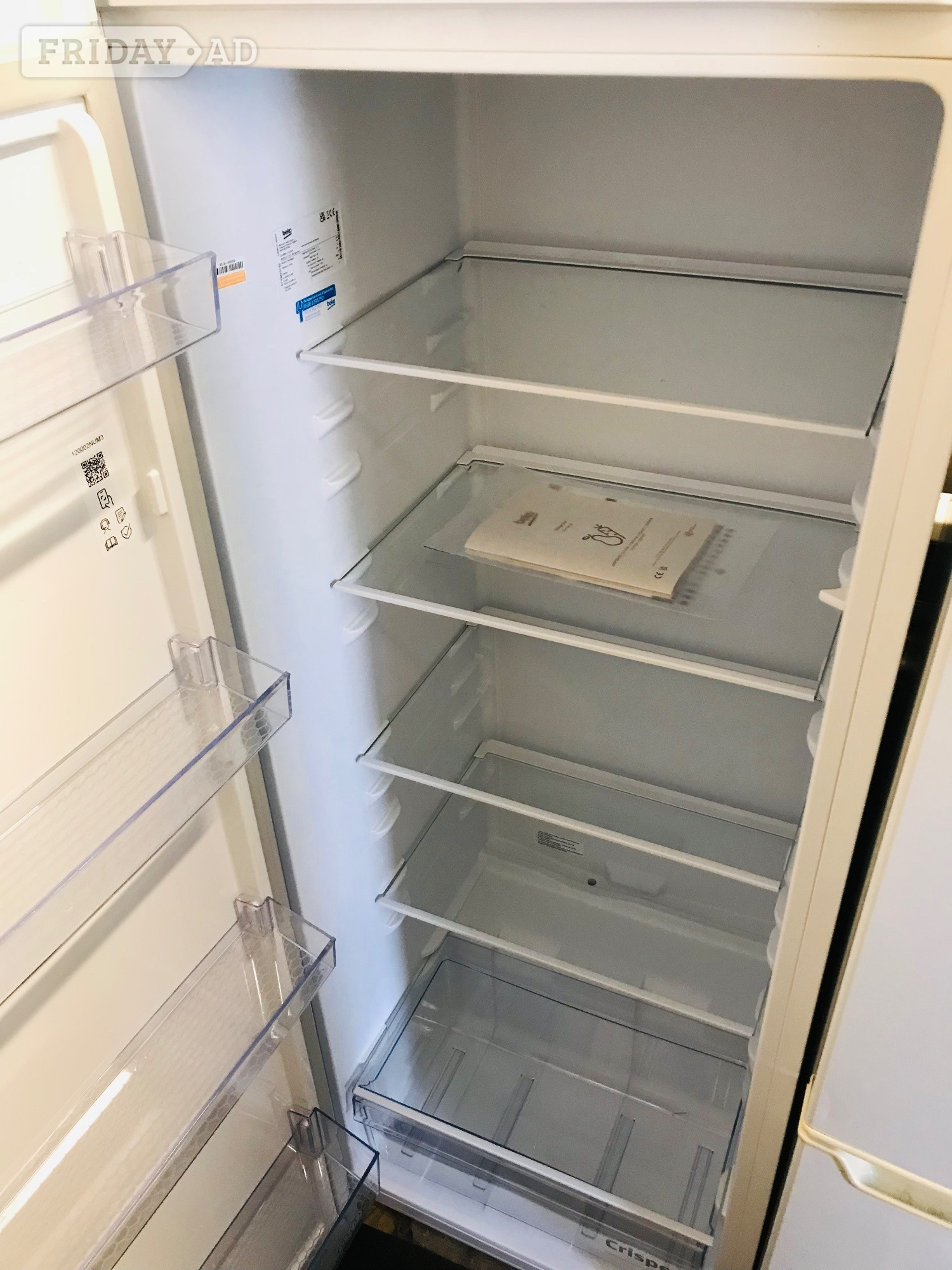 Beko free standing fridge like new 
