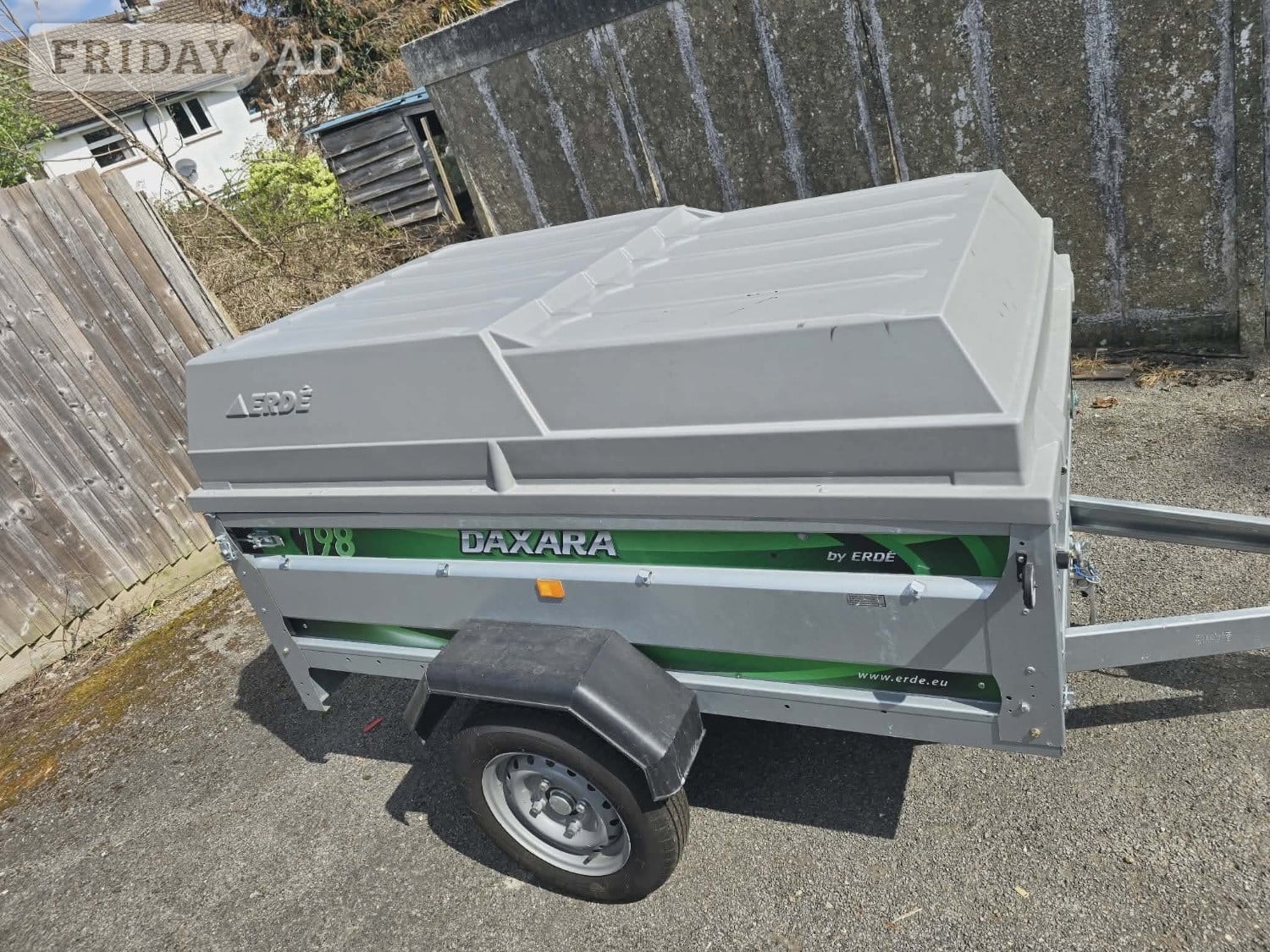 Daxara 198 Trailer – 750kg – With Lid and spare wheel- Excellent  - Trailers & Horseboxes in Redhill