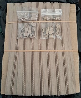 New Beige Zip with assorted pulls for clothing etc 