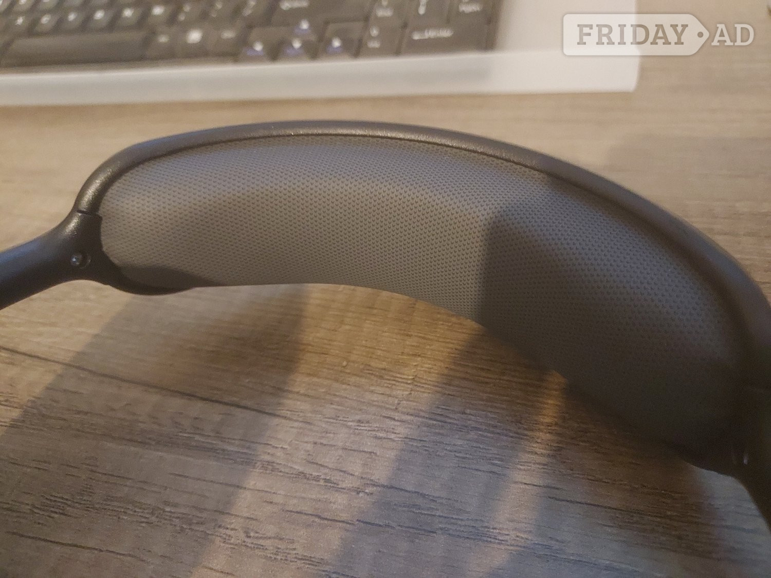 Brighton Wireless headphones, noise cancelling and Bluetooth