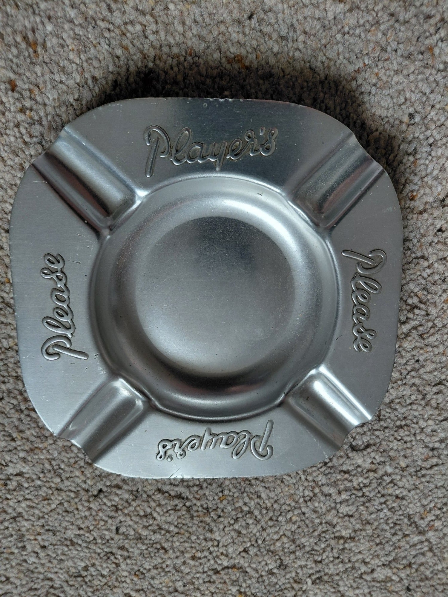 Vintage Players Please Ashtray in Winchester