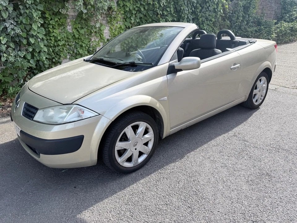 [ berth ]Renault Megane
