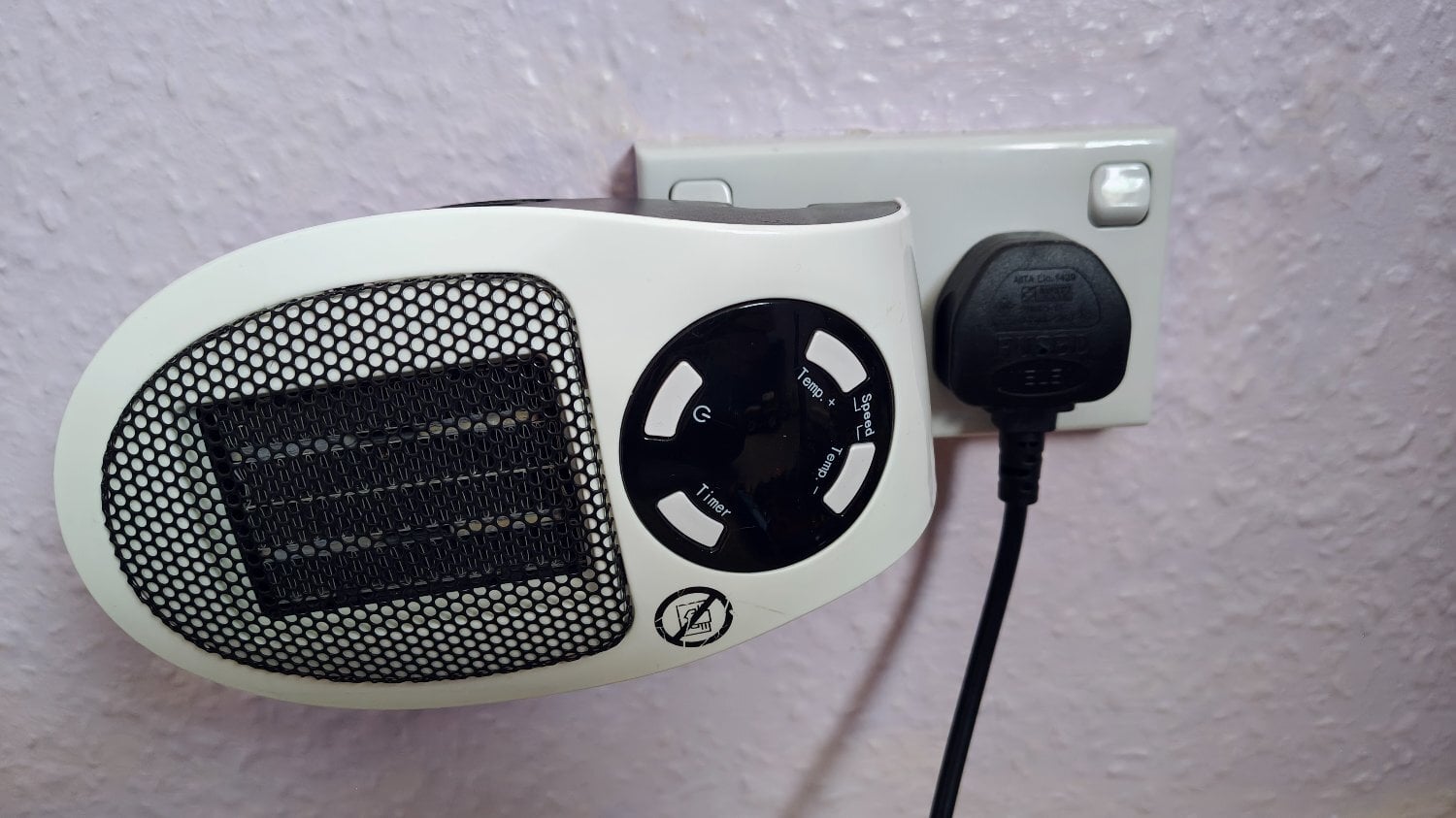500w plug in mains portable fan heater with free postage