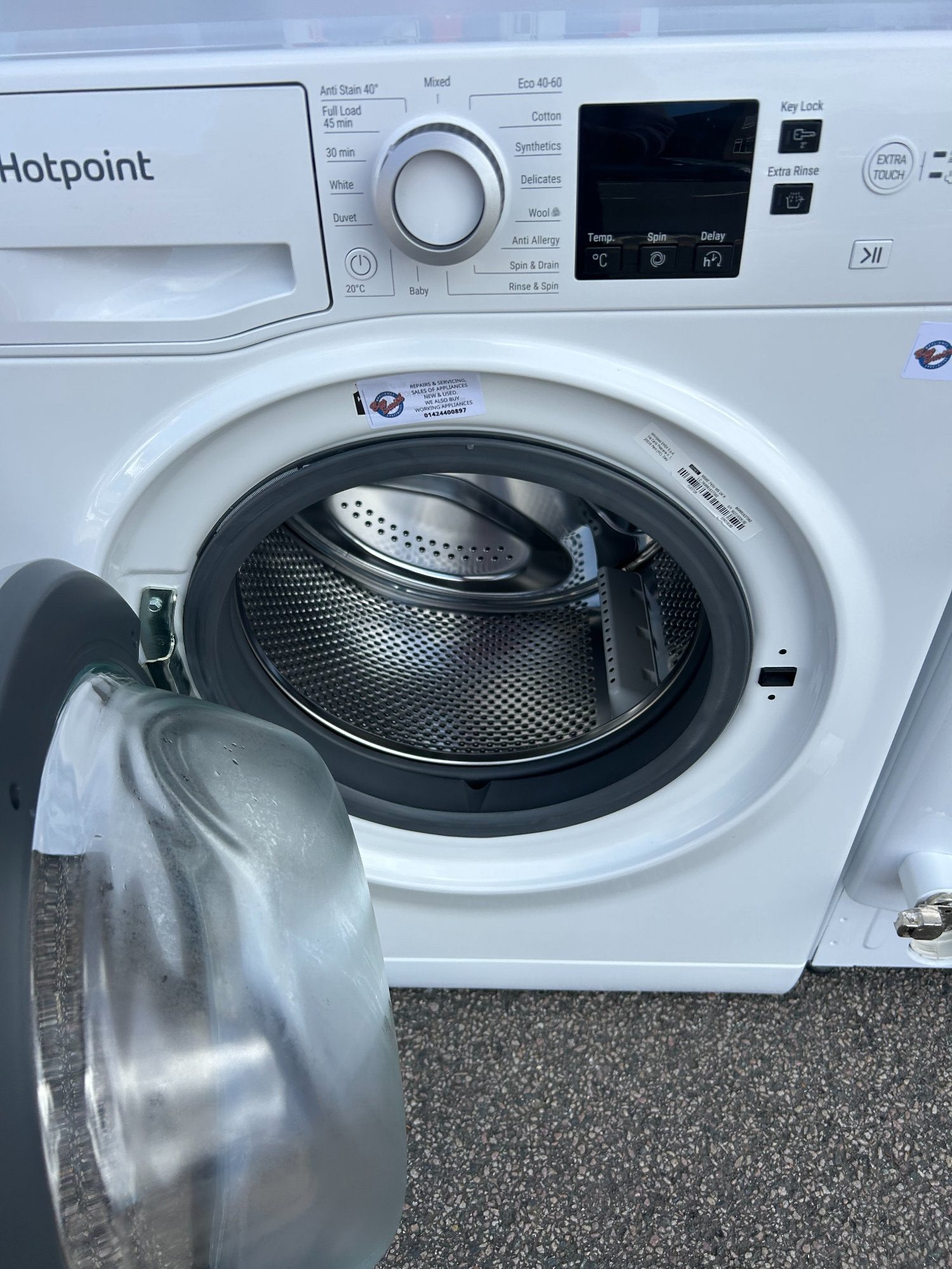 HOTPOINT 7KG WASHING MACHINE
