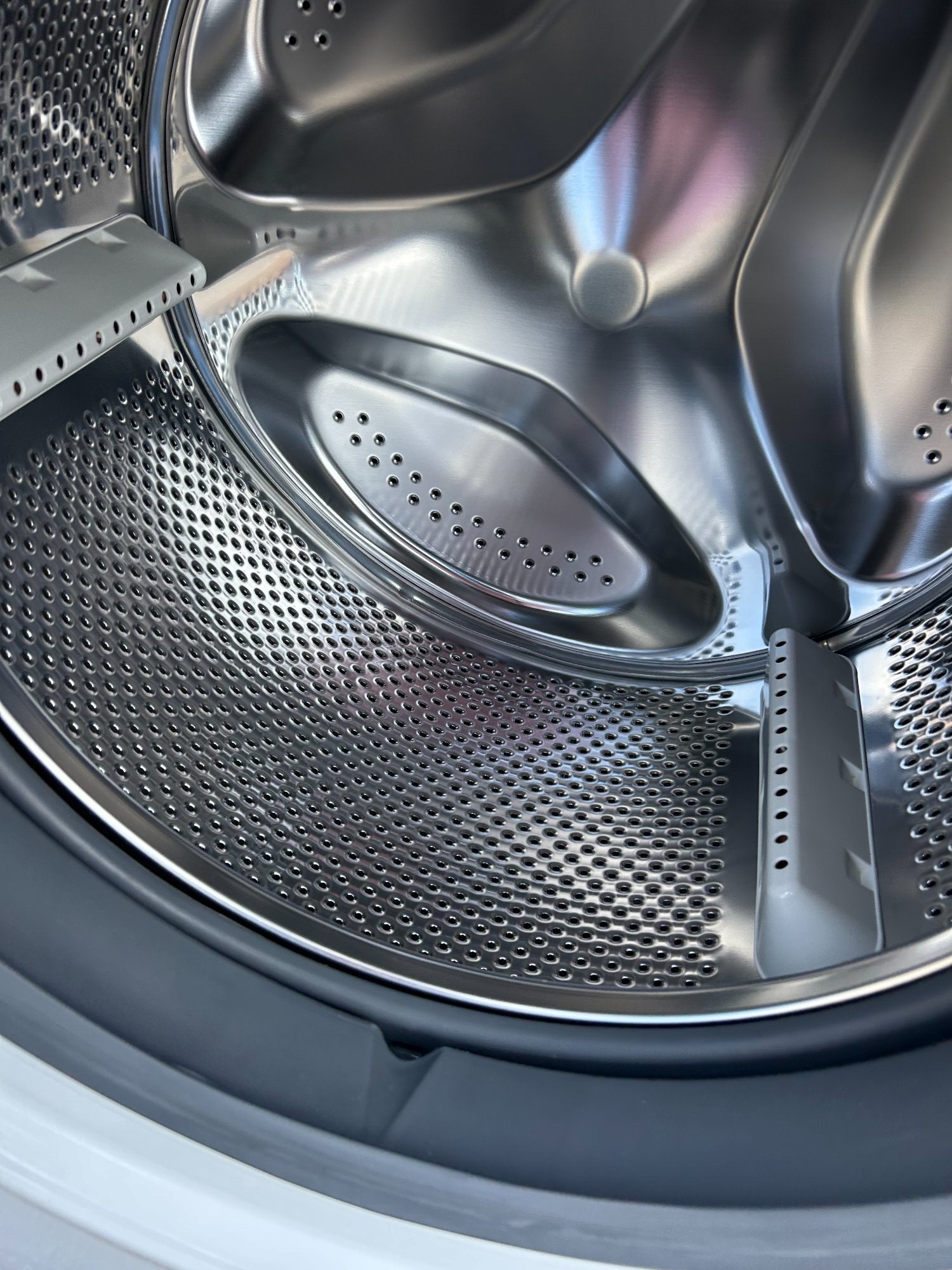 St. Leonards-On-Sea HOTPOINT 7KG WASHING MACHINE