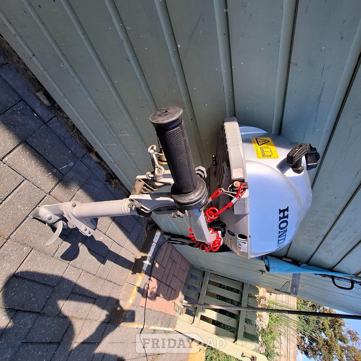 Lancing Honda outboard engine●4 stroke●2.3hp●Air cooled●Just serviced