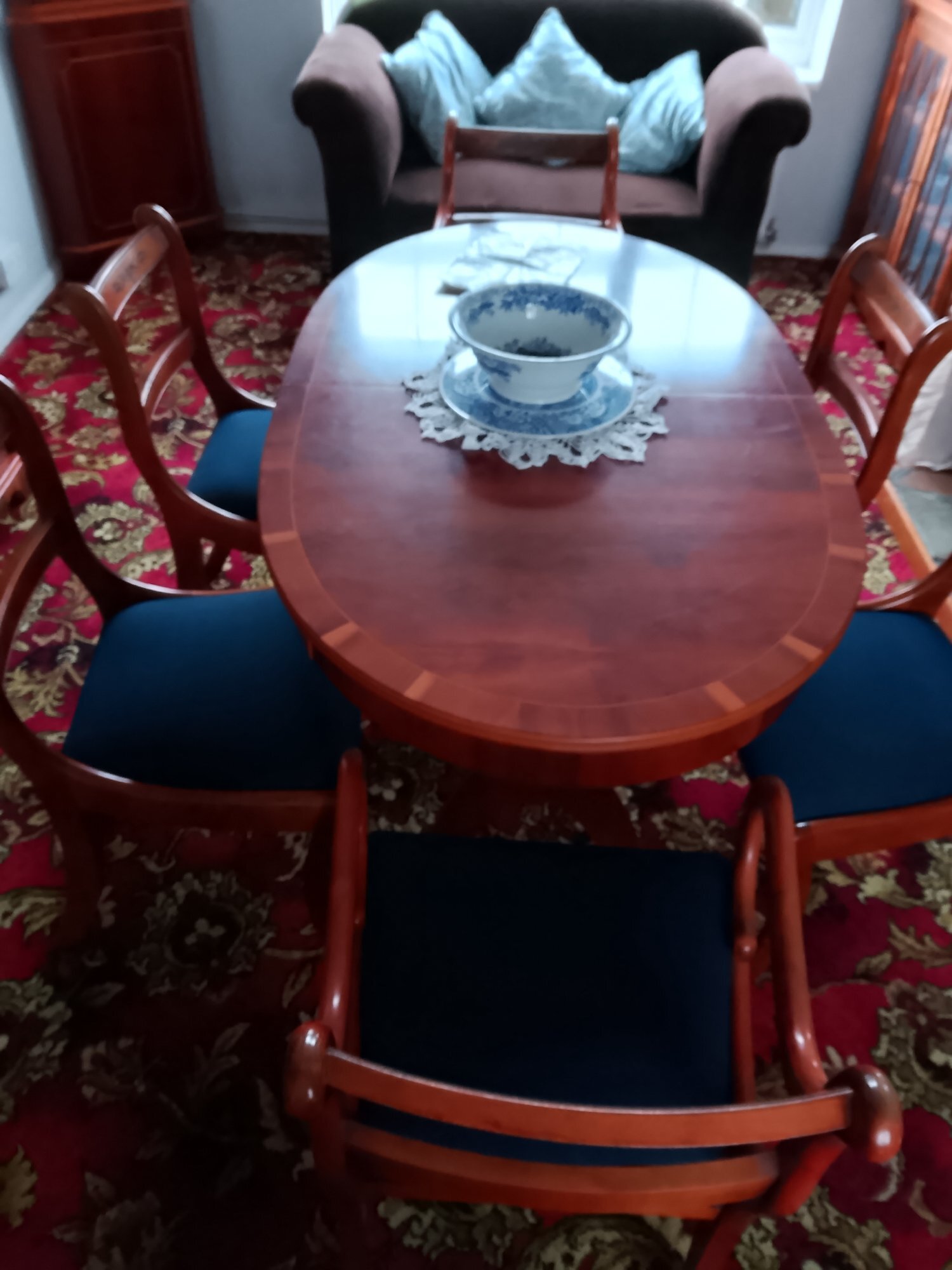 Georgian yew reproduction dinning room suite with original docume - Furniture in Tonbridge