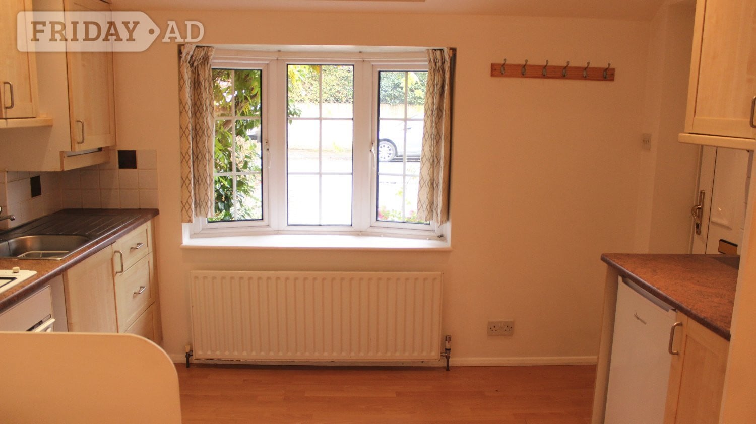 Studio Flat Englefield Green - near Windsor, Staines and Heathrow - Flats & Apartments in Egham