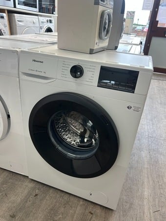 HISENSE 7KG SLIMLINE WASHING MACHINE