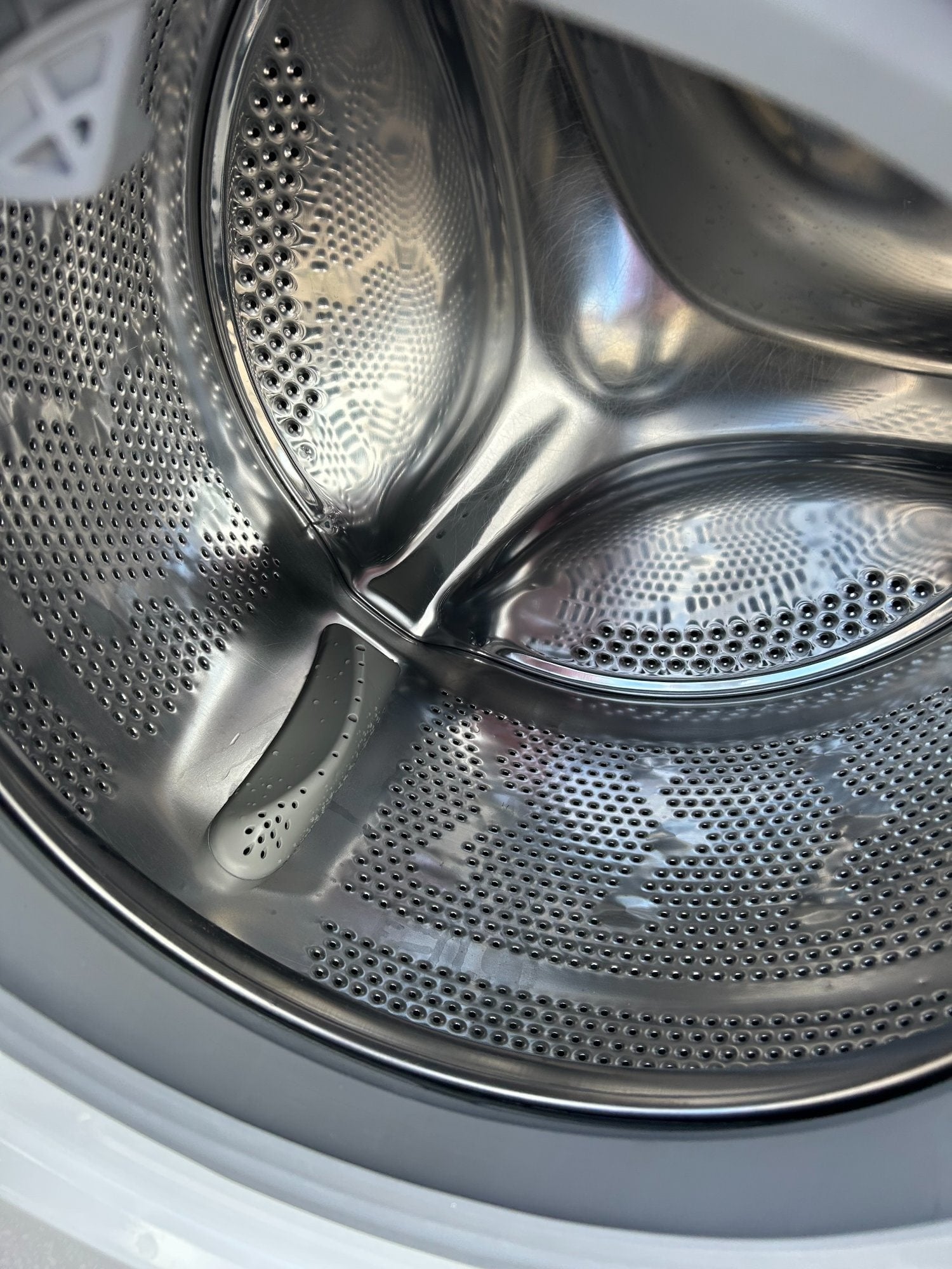 St. Leonards-On-Sea HOOVER INTEGRATED WASHER DRYER 