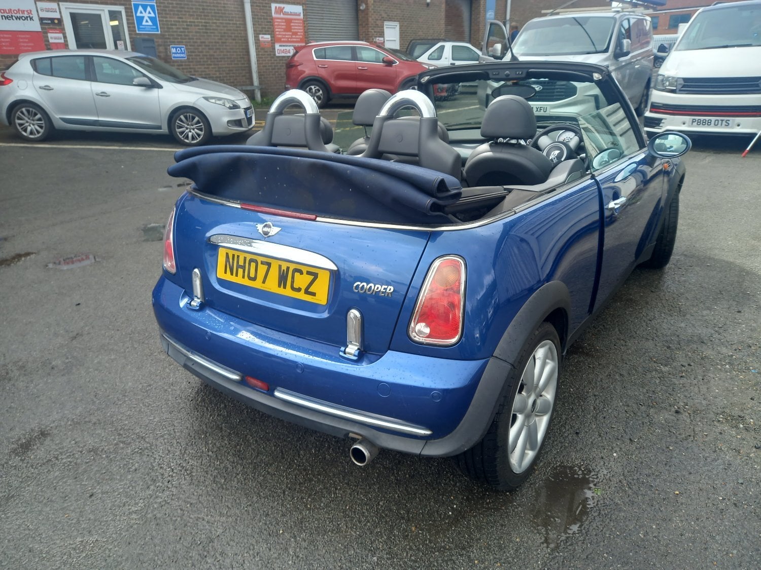 MINI COOPER CONVERTIBLE MOT APRIL! - Cars in Hastings