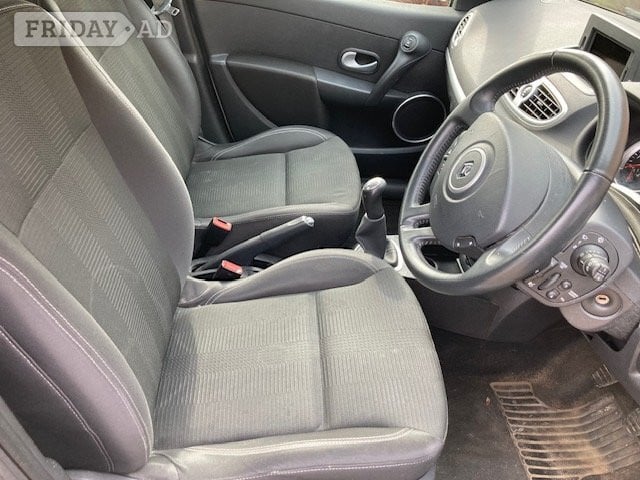 [ berth ]Renault Clio