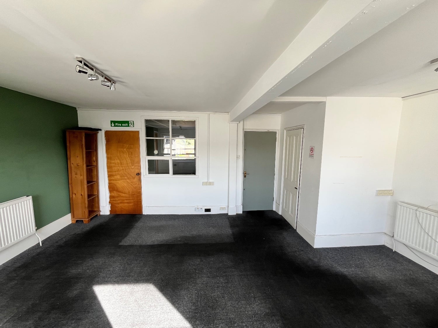 Office Space to let - flexible terms and use  - Commercial Properties