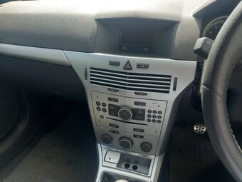 VAUXHALL ASTRA! CHEAPY MOTD TO CLEAR