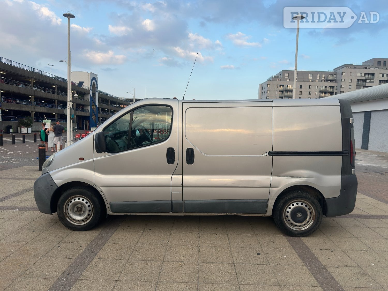 [ berth ]Vauxhall Vivaro