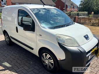 Peugeot Bipper van (2011)