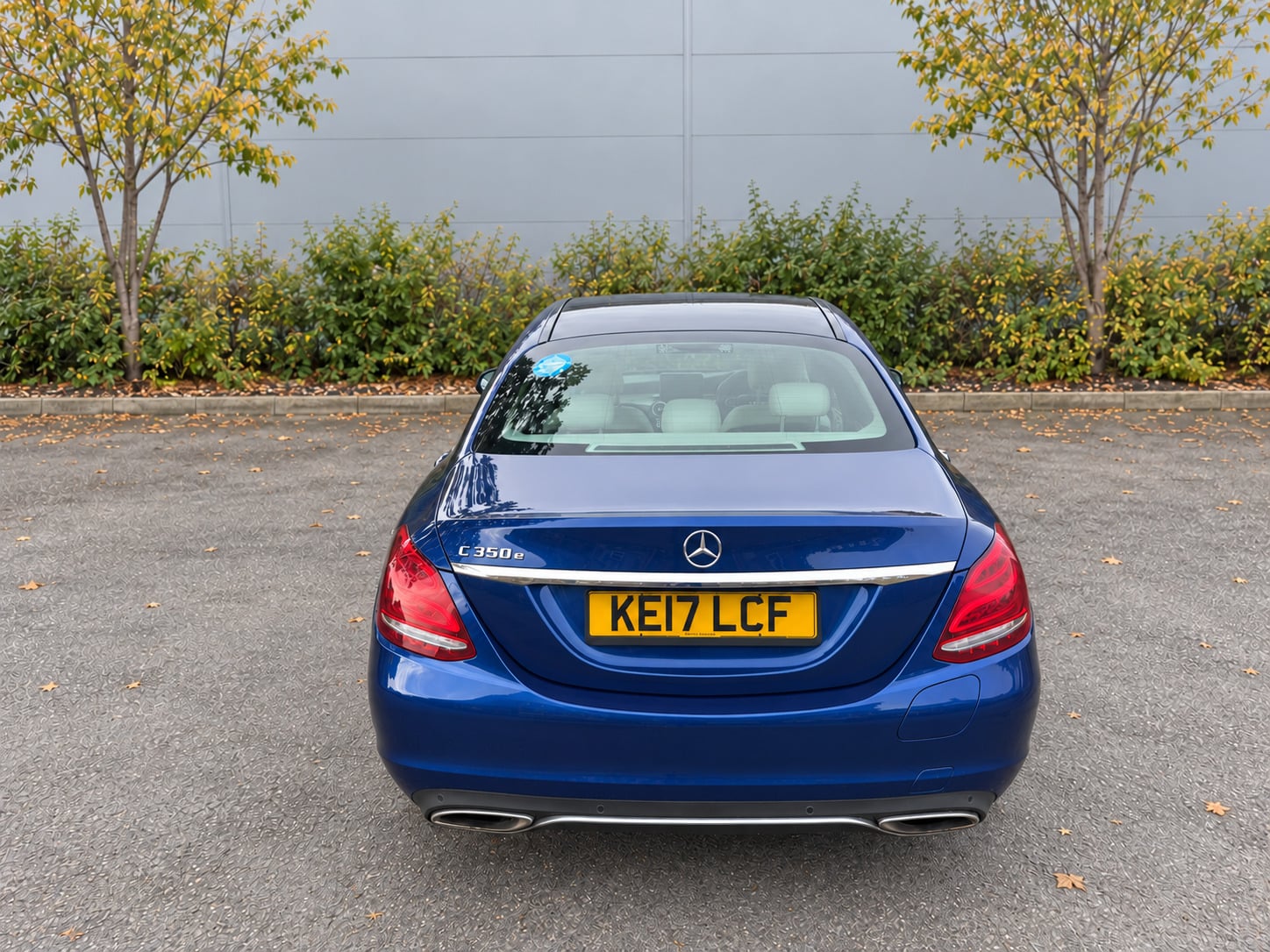 [ berth ]Mercedes C-class
