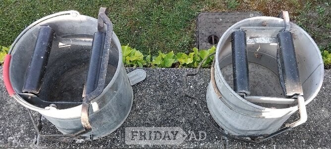2 Kentucky Mop Buckets, 2 Poles & 15 New Mop Heads