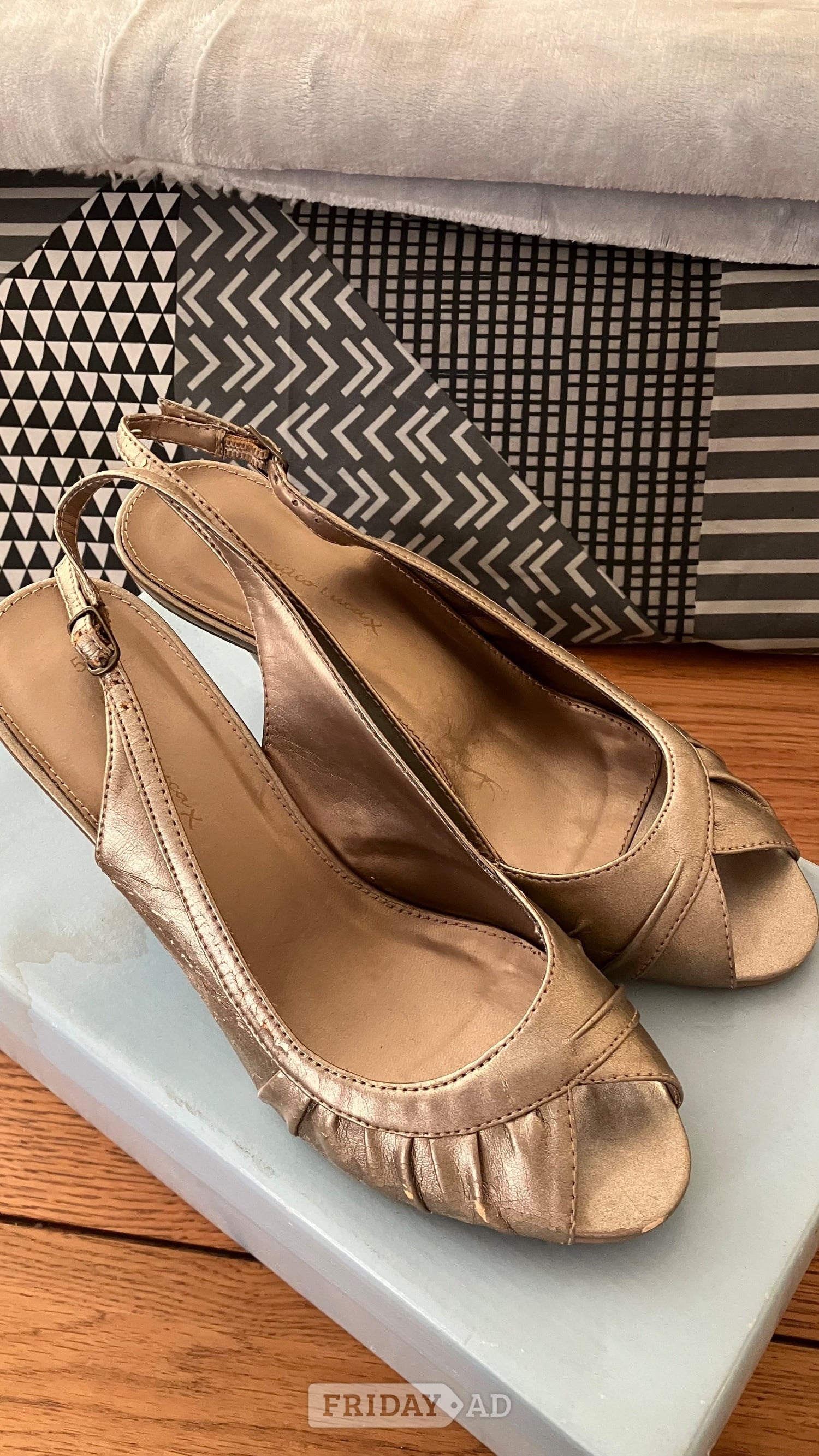 Emilio Luca Metallic Gold high heels size 5 GOOD condition 