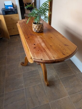 Pine drop leaf Oval Dining  Table
