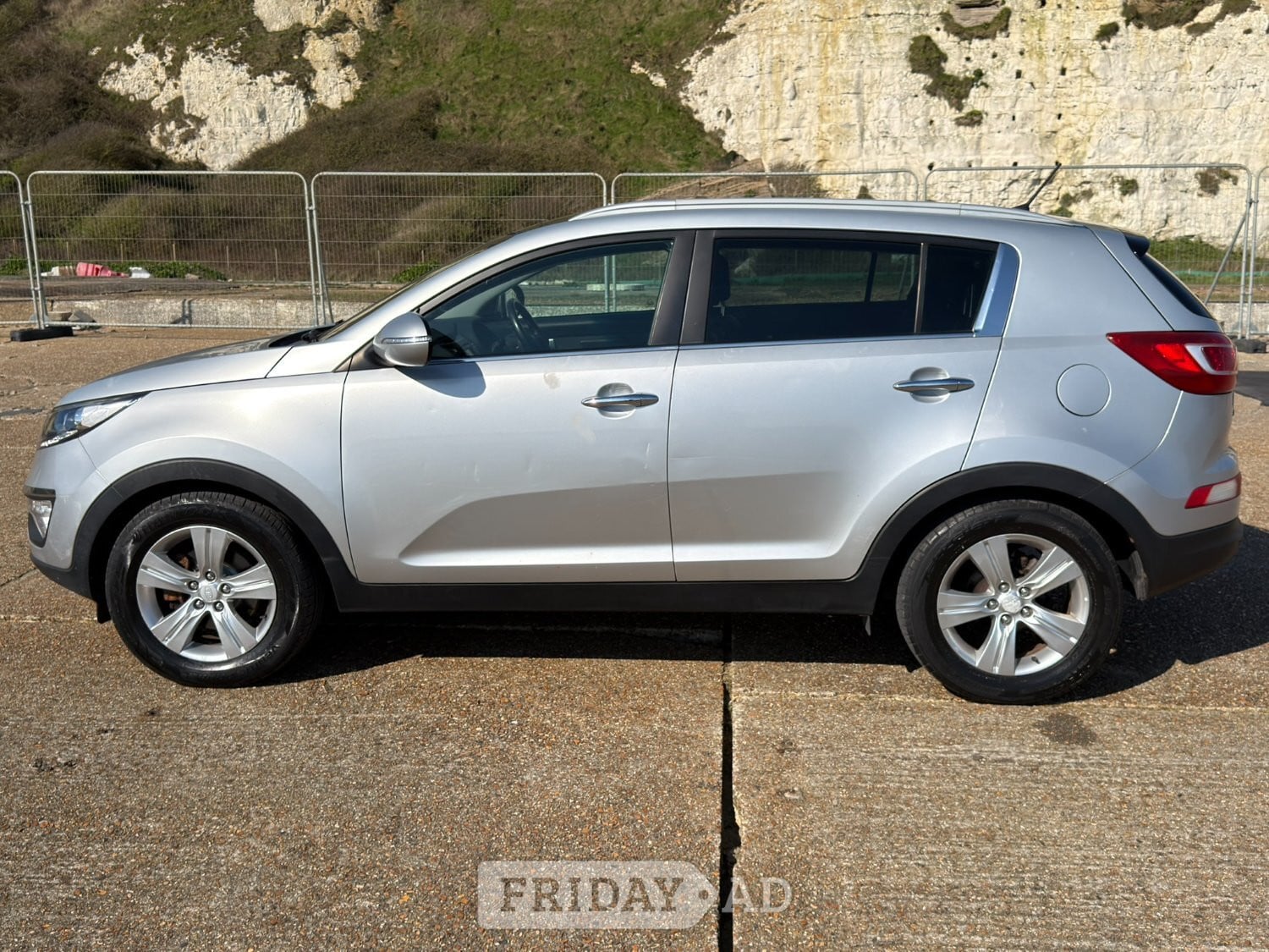 [ berth ]Kia Sportage