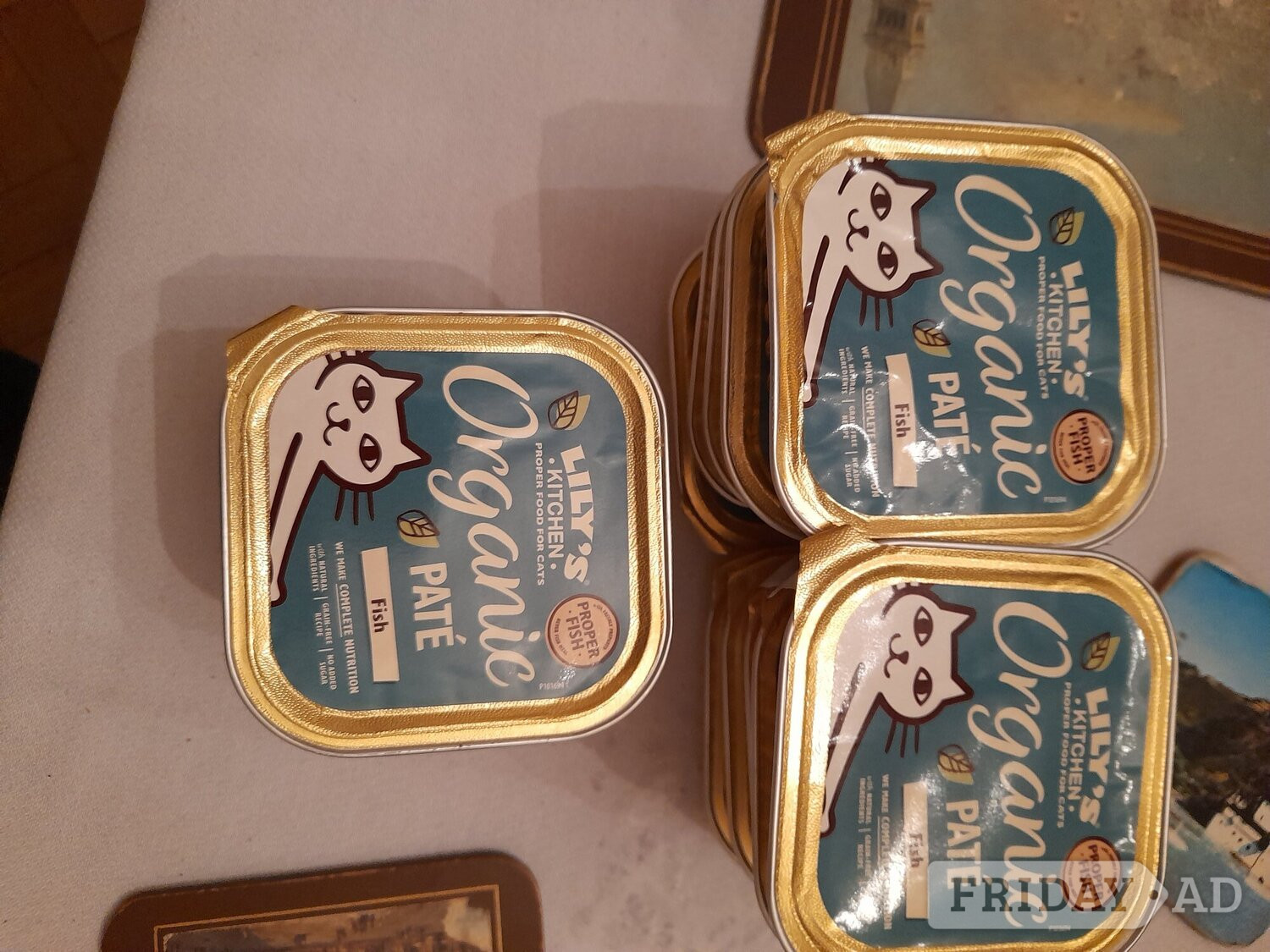 19 cartons of lily's kitchen cat food. Brand new, size 85 g, date in Eastbourne