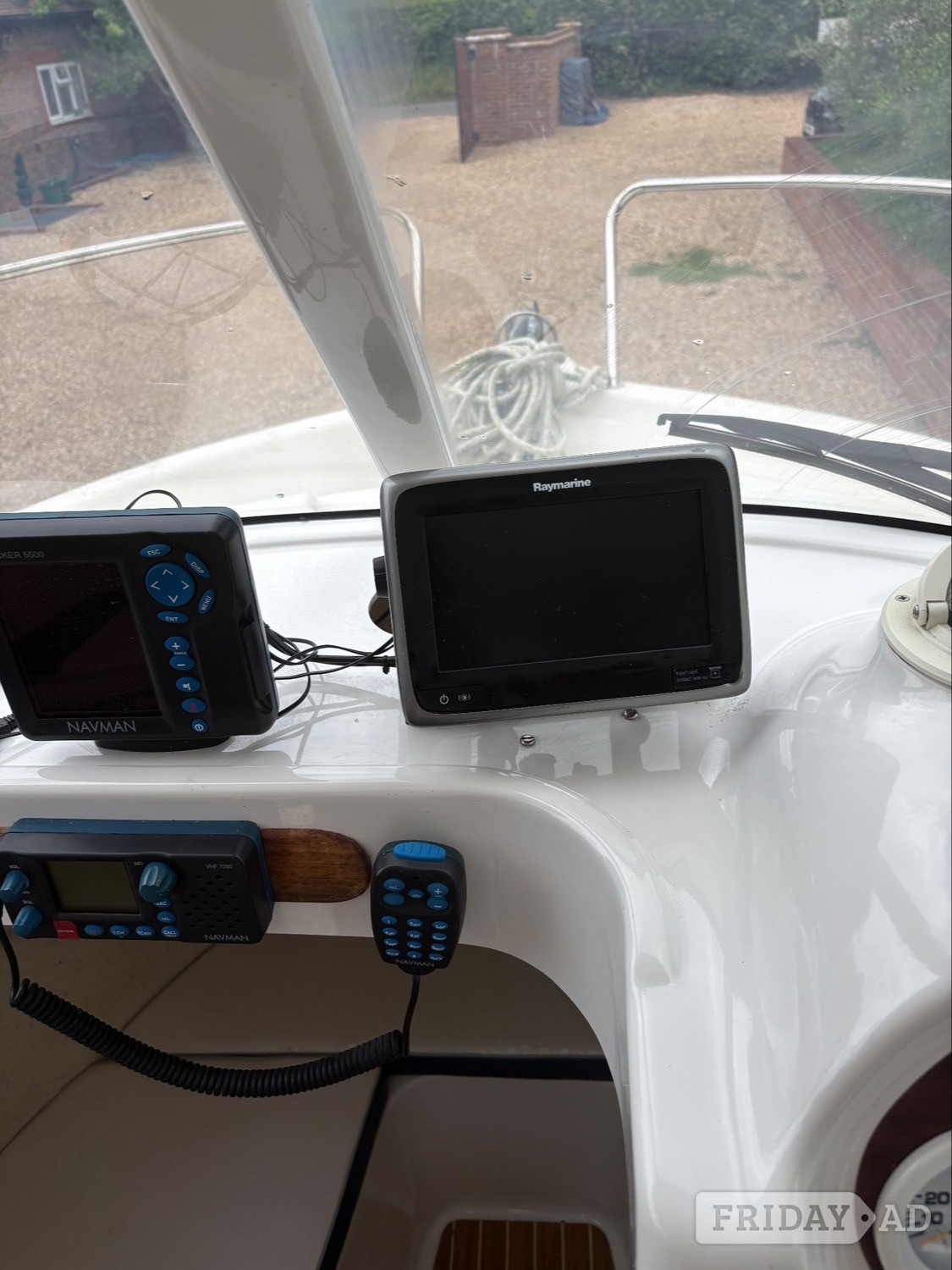 fishing boat quicksilver 630 pilothouse - Boats