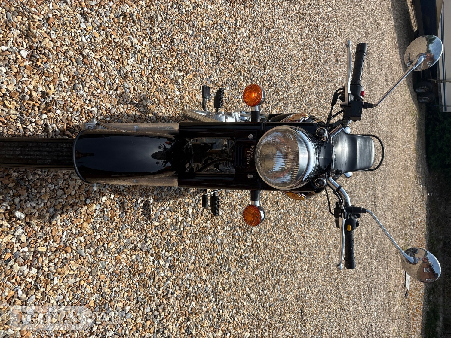 [ berth ]Royal Enfield Bullet