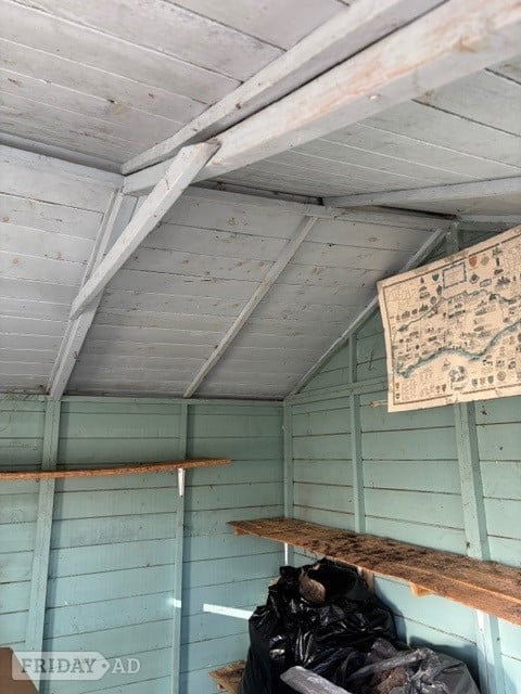 Free summerhouse/shed buyer dismantles and collects - Garden