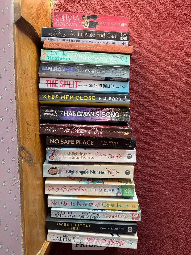 Lots of paperbacks 4 for £1 - Movies, Games, Books & Music in Worthing