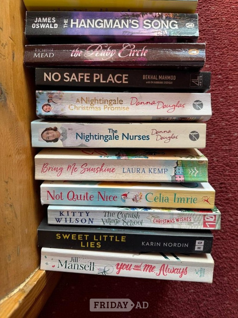 Lots of paperbacks 4 for £1 - Movies, Games, Books & Music