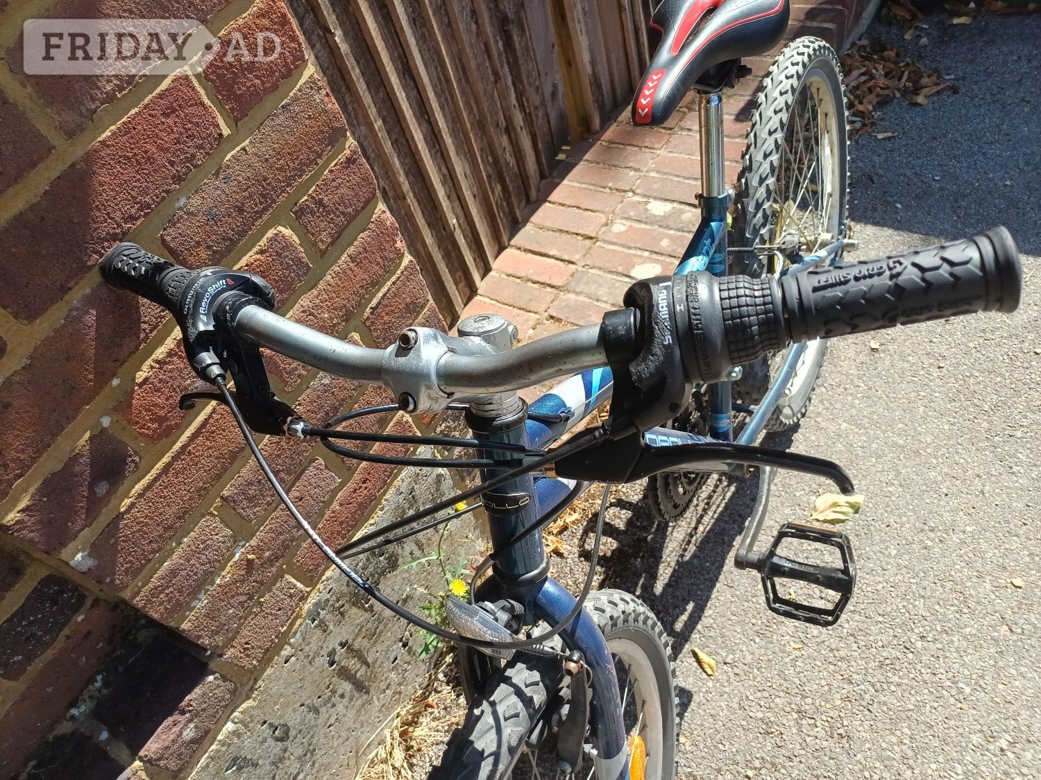 Kids Blue Apollo Mountain Bike - Bicycles in Uckfield