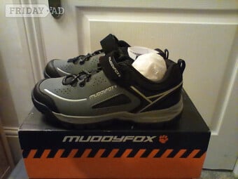 Womens Cycling shoes Muddyfox size 6 (39) brand new cost £79.99