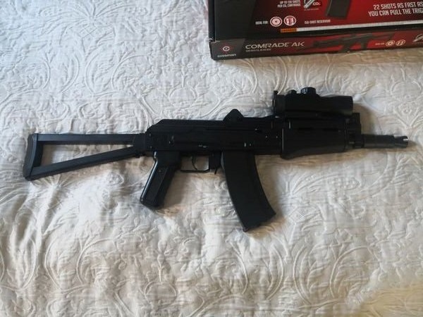 London CROSMAN COMRADE AK semi-automatic CO2 BB air rifle. 