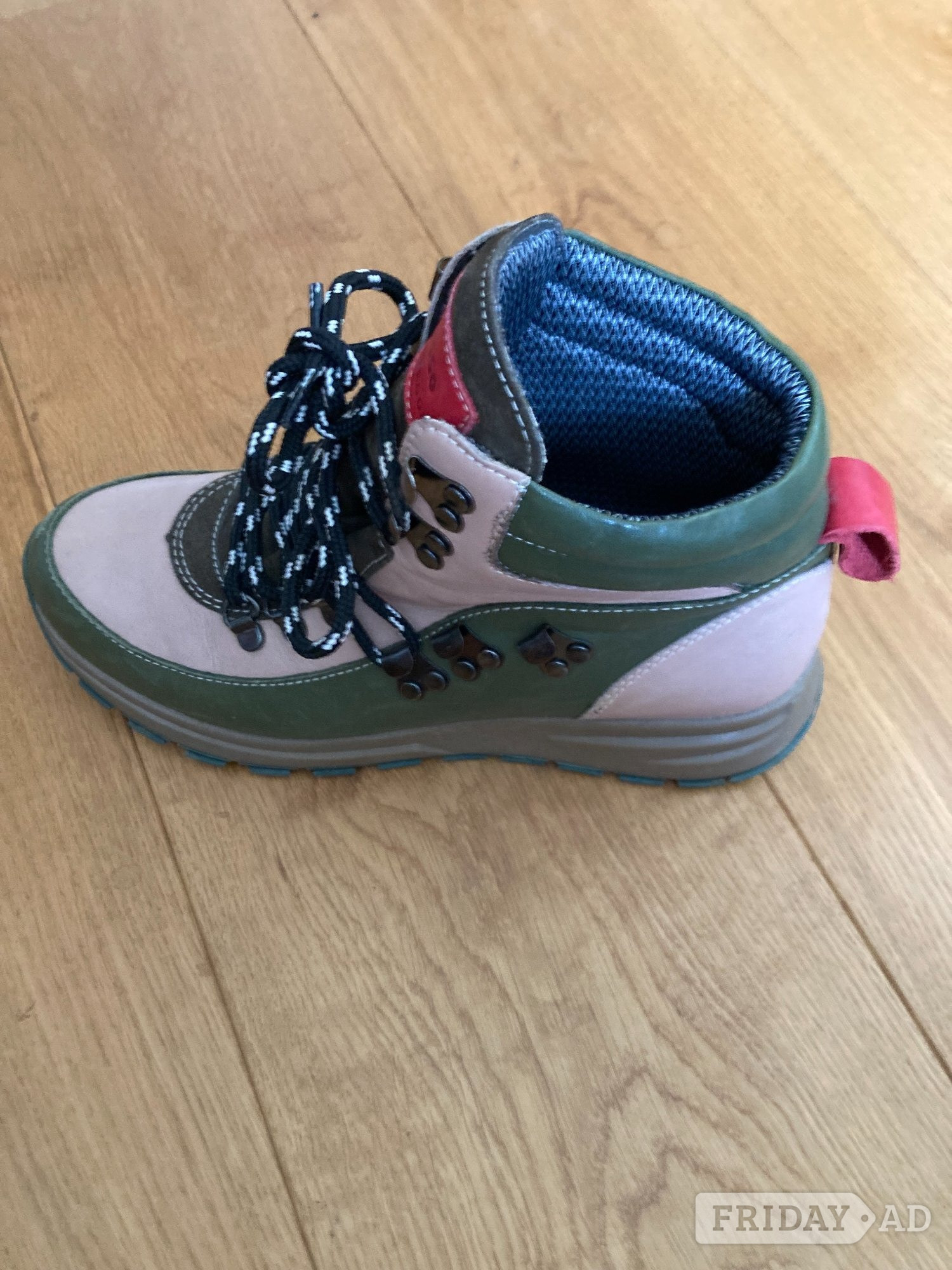 Crawley Adesso Raine Waterproof Women's Walking Boots - Size UK 5/EU 38