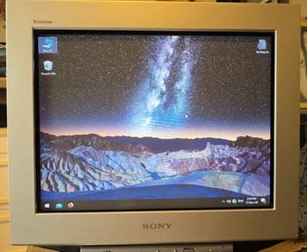Sony CRT GDM-F520 21" PC Monitor - VERY Rare