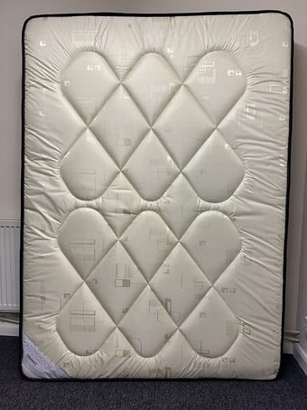 DOUBLE PINEMASTER 8 INCH DEEP QUILTED MATTRESS