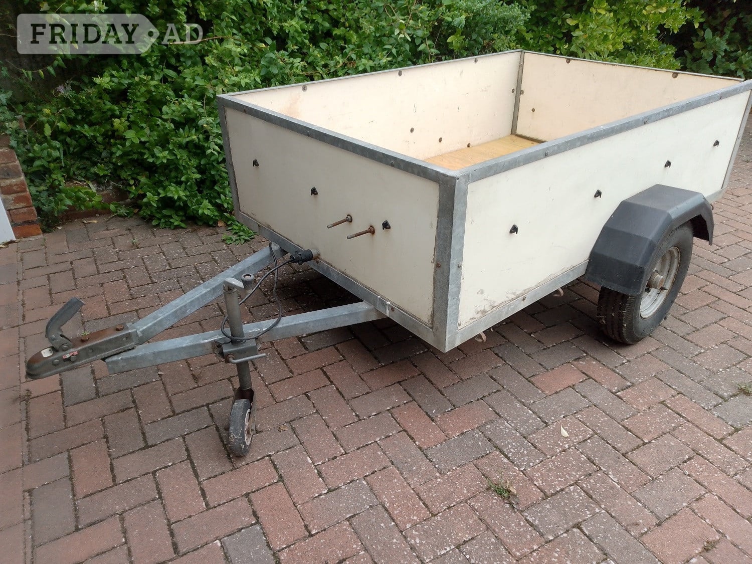 A 6’ x 4’ (180 x120)single axle trailer  in Seaford