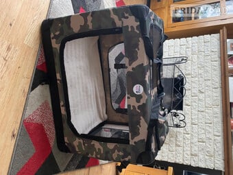Fabric pet crate