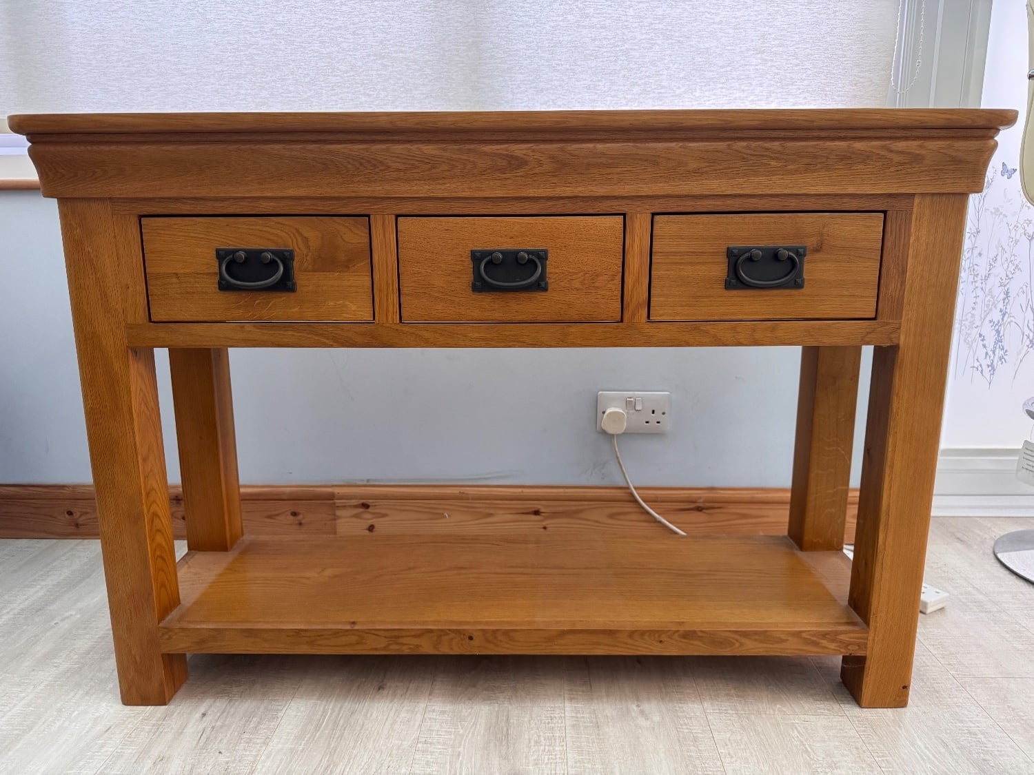 Oak side board 
