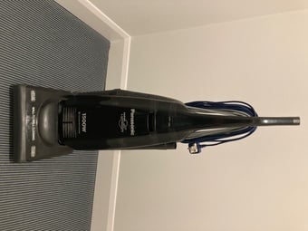 PANASONIC UPRIGHT VACUUM CLEANER