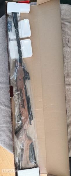 Lewisham Hatsan Speedfire Multi Shot Break Barrel Air Rifle Walnut Stock.