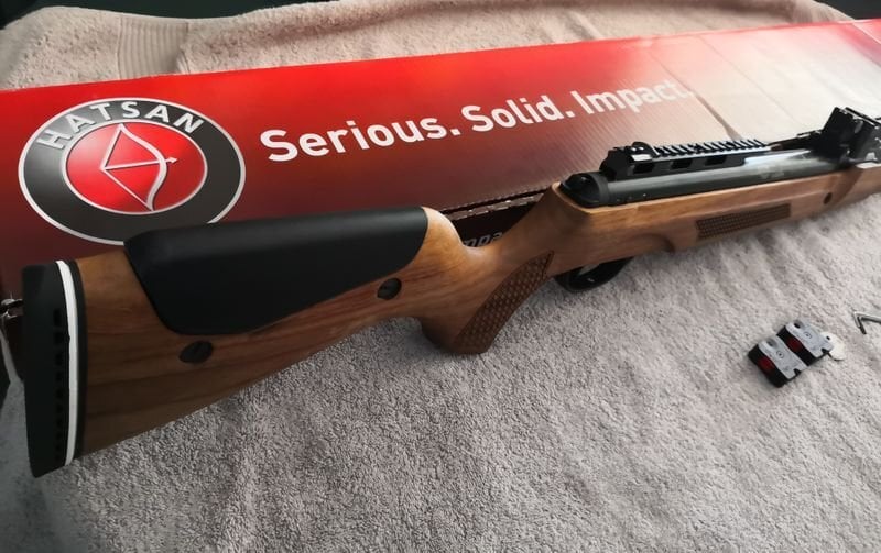 Hatsan Speedfire Multi Shot Break Barrel Air Rifle Walnut Stock. - Sports Equipment in London